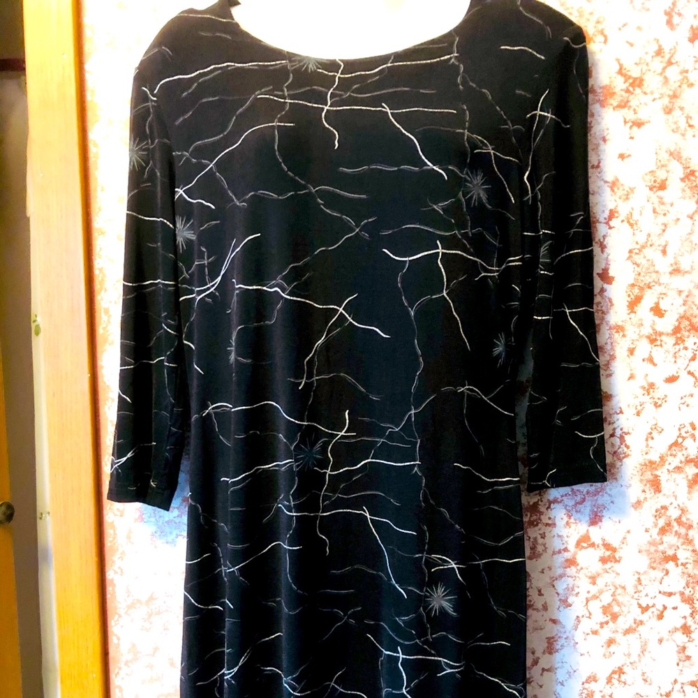 🖤 Dress, Midi, Slimming Waist, Black, White & Silver